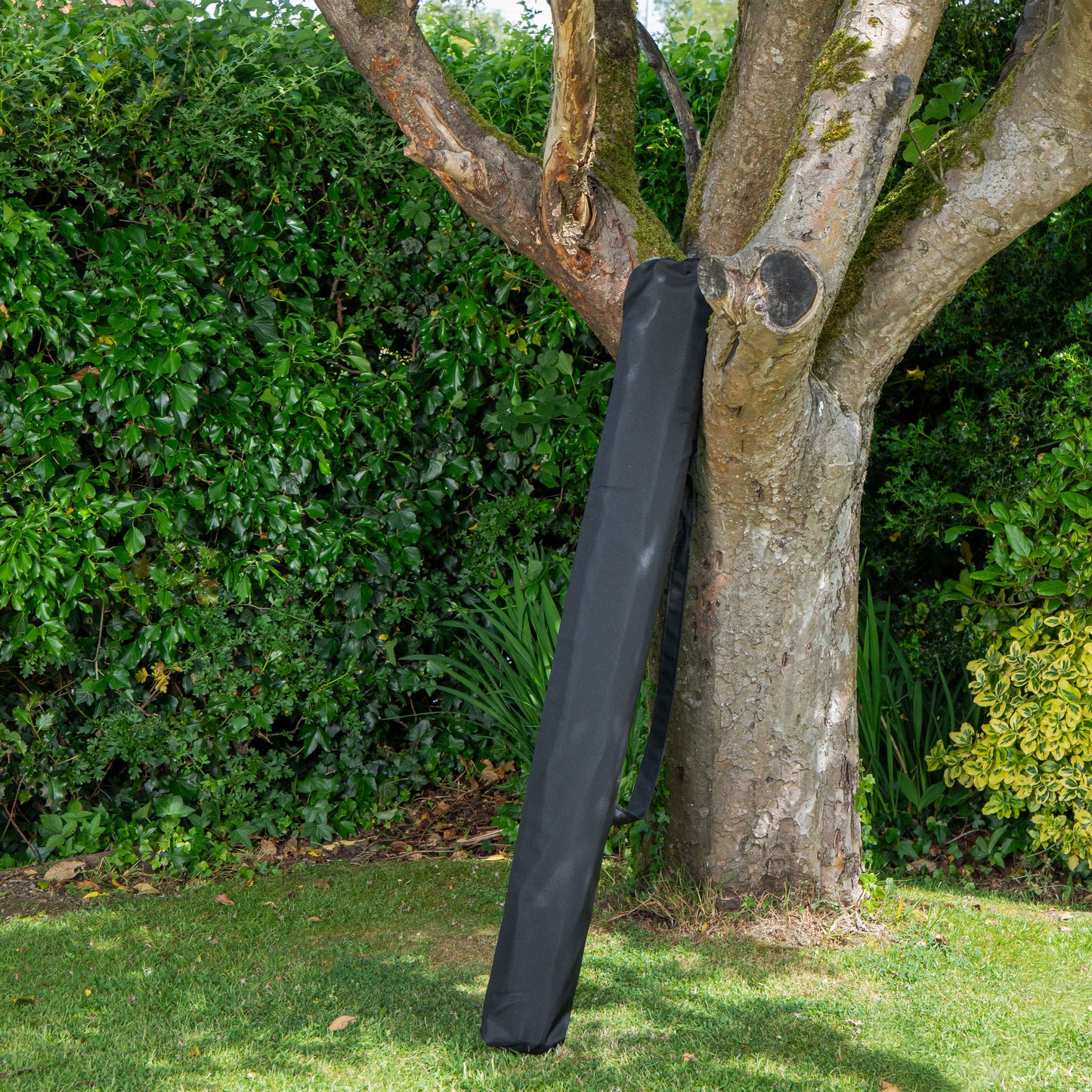 Samuel Alexander 2.7m Outdoor Wooden Garden Parasol Sun Shade with Carry Bag in Black