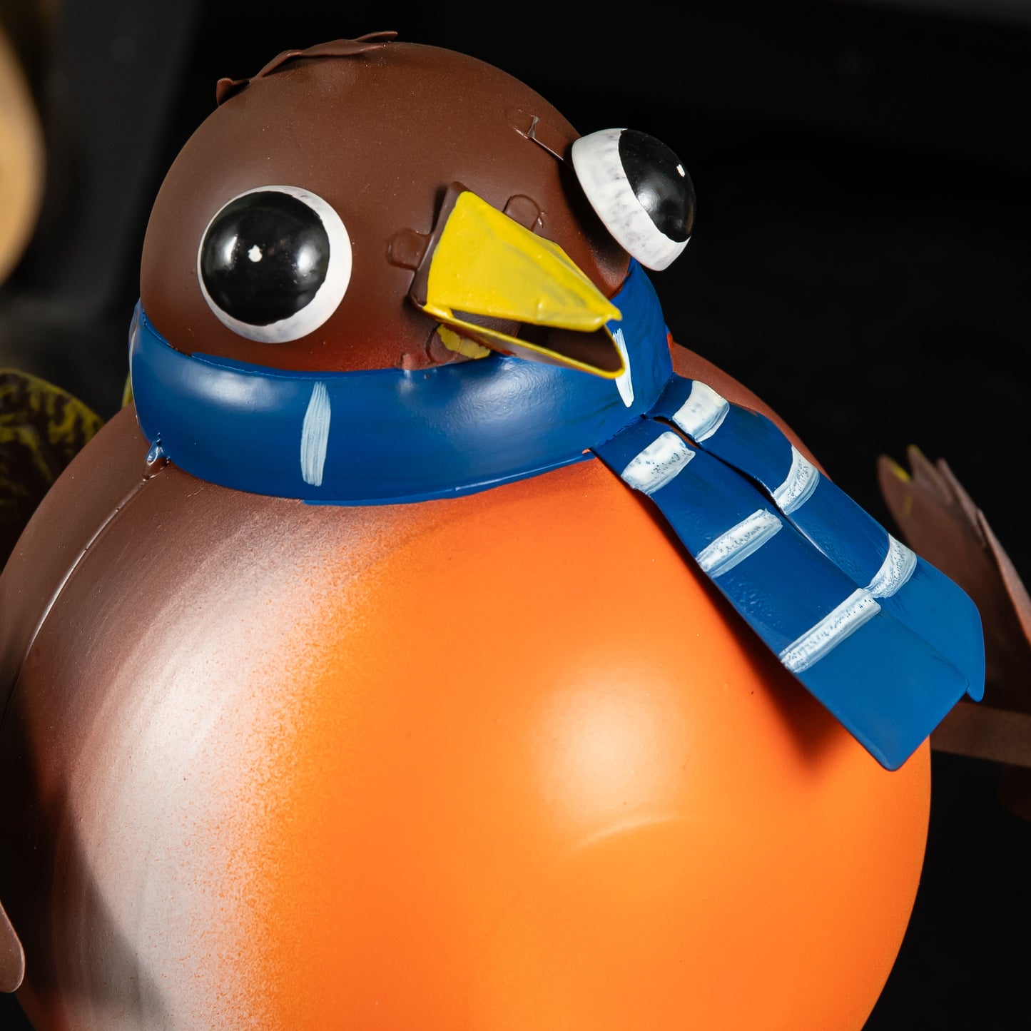 25cm Large Wobbling Rocking Hand Painted Christmas Robin Decoration