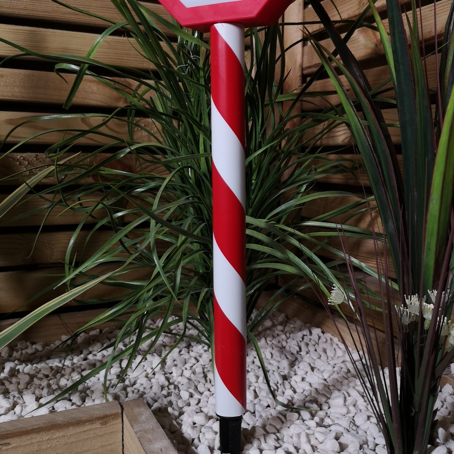 55cm Battery Operated Light up Santa Stop Here LED Christmas Sign