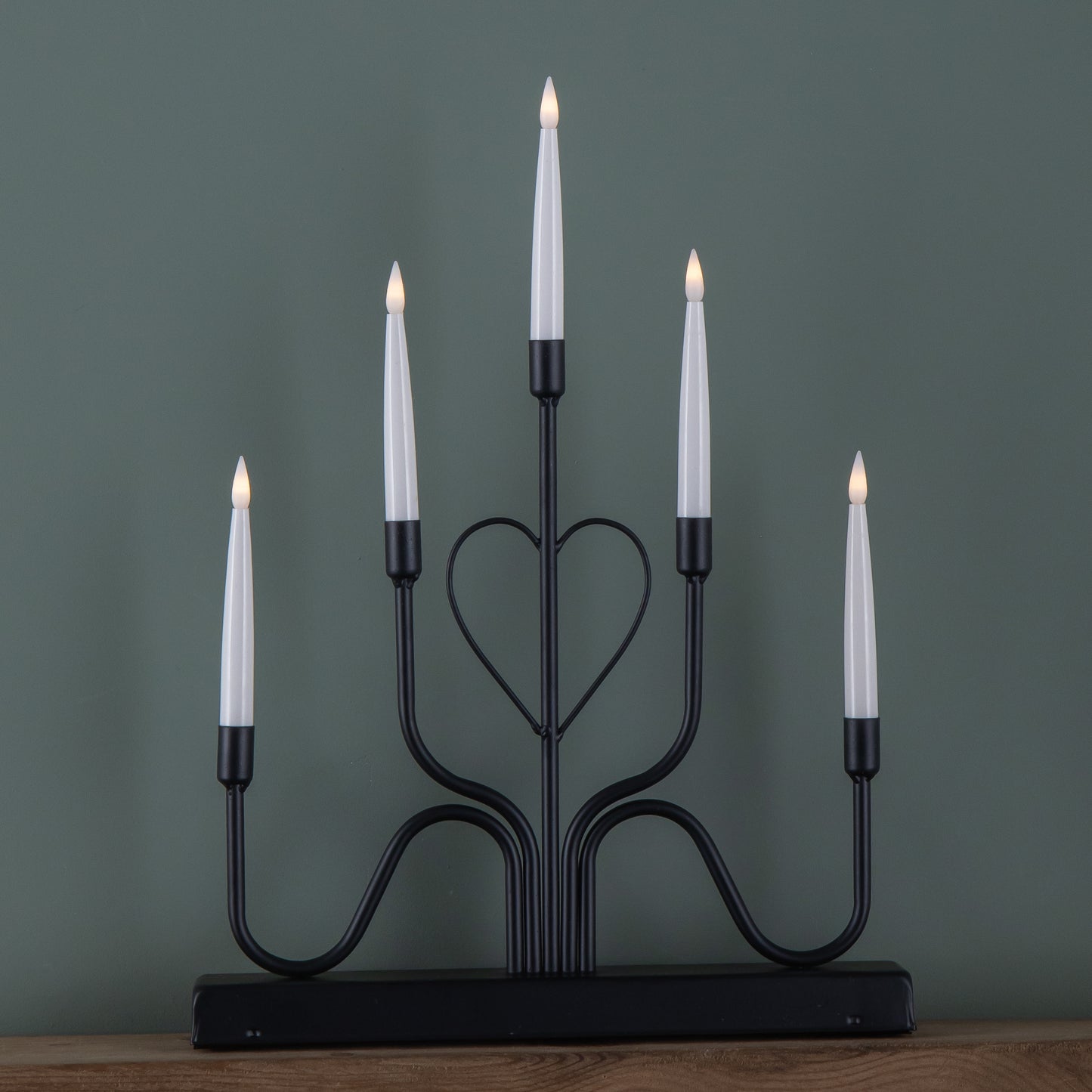 32cm Battery Operated Light up Black Metal Heart Christmas Candlebridge with 5 Warm White LEDs
