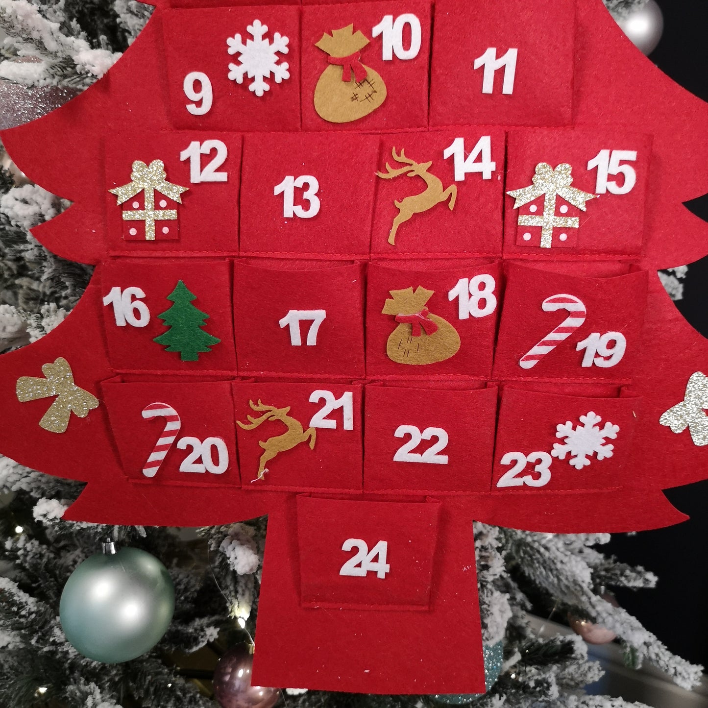 90cm Fabric Tree Shape Advent Calendar Christmas Decoration in Red