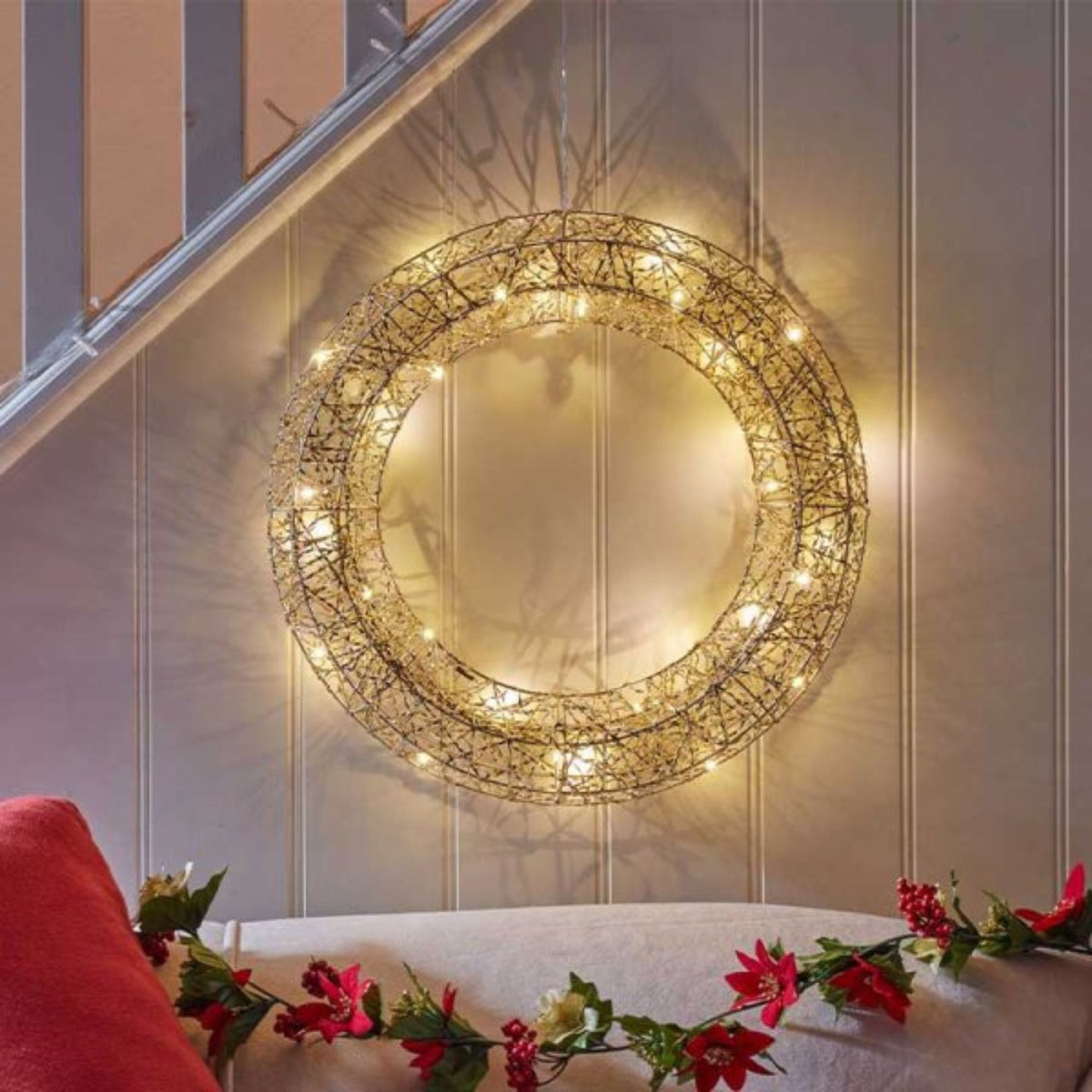 40cm Battery Operated Light up Gold Weave Christmas Wreath with LEDs