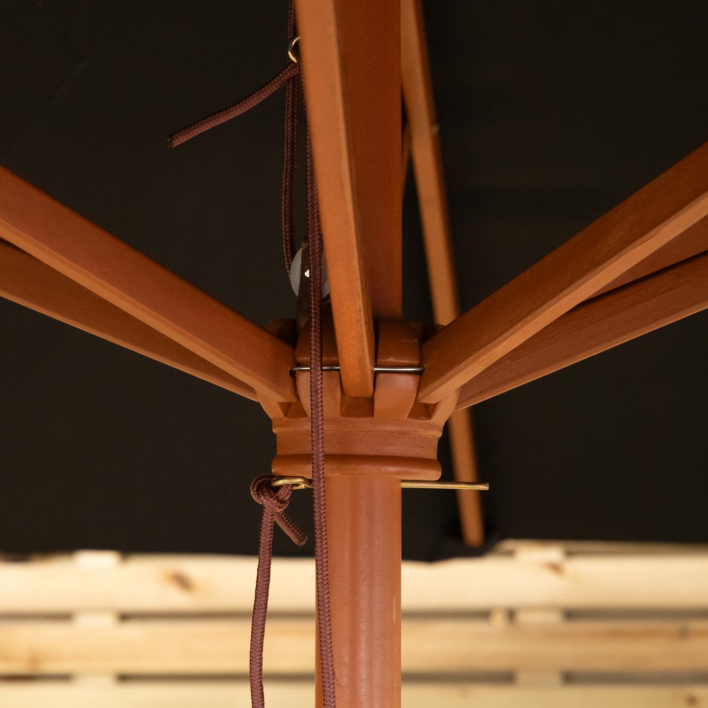 Samuel Alexander 2.7m Outdoor Wooden Garden Parasol Sun Shade with Carry Bag in Black