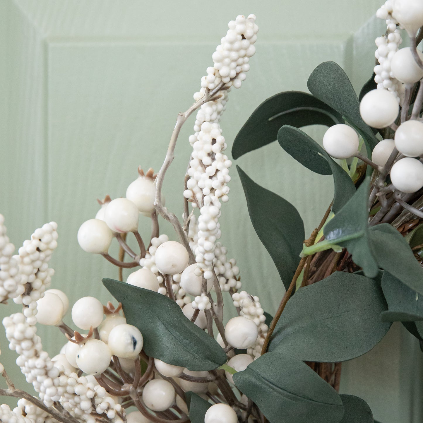 40cm Hanging Christmas Winter Berry Wreath with Seasonal Foliage