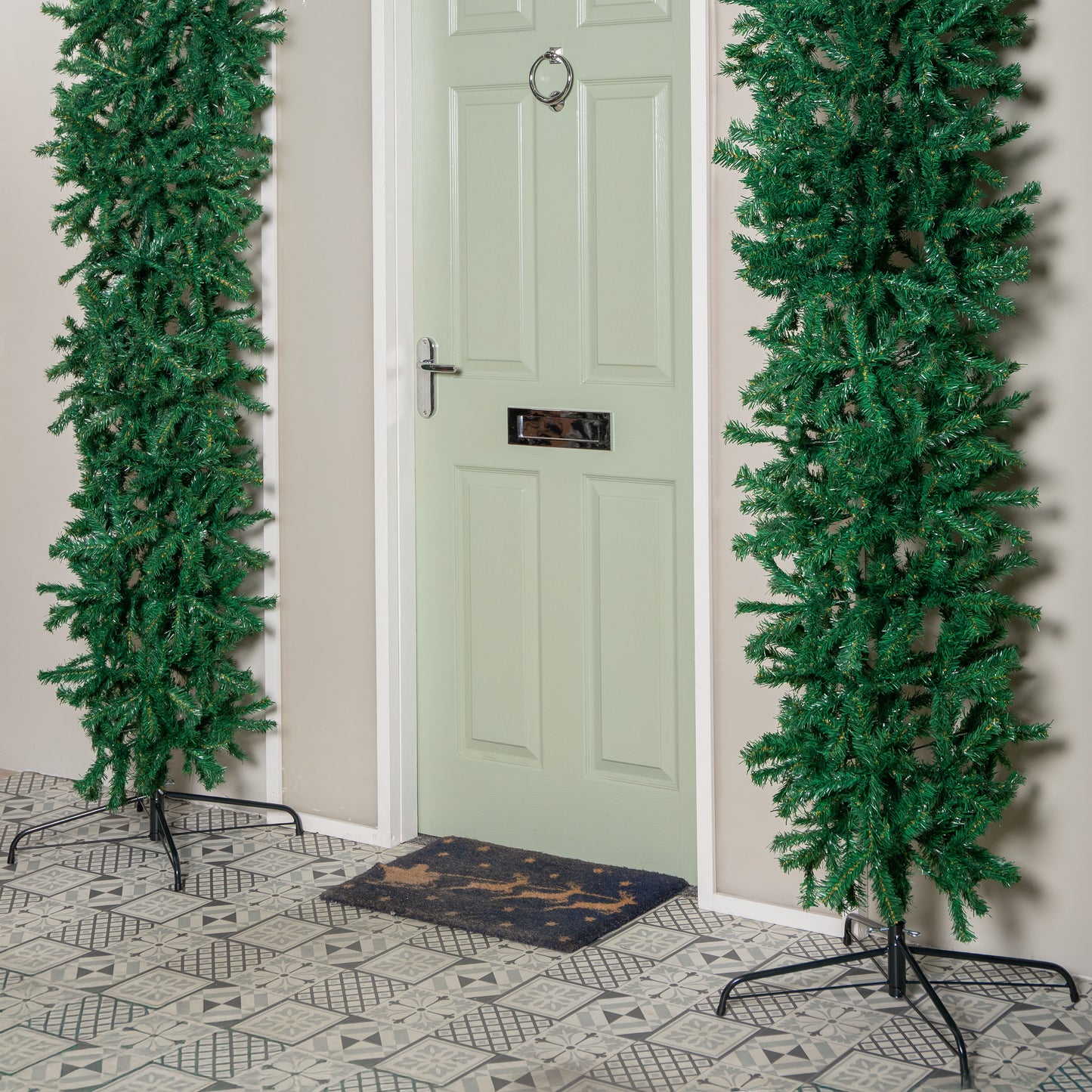 8ft (2.35m) Samuel Alexander Double Door Plain Green Flat Top Christmas Tree Arch with 2000 Tips