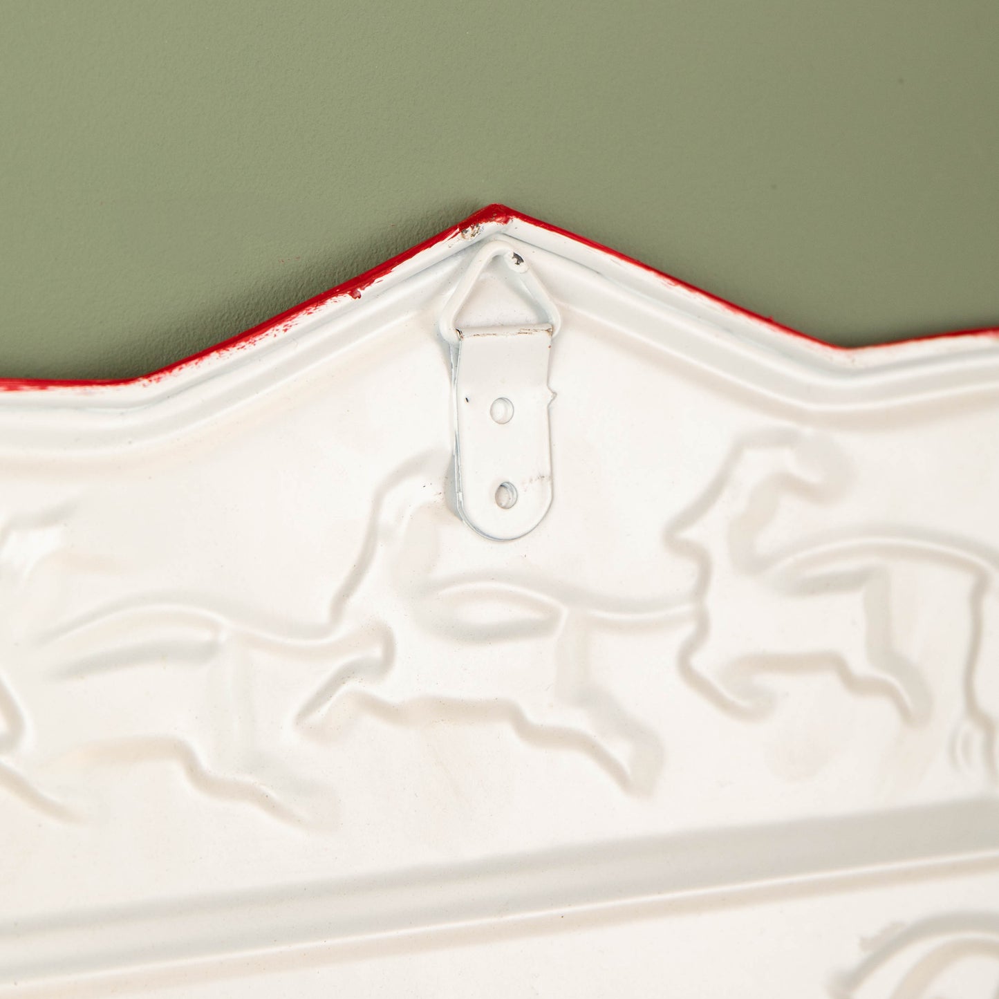 51cm Red and White Metal Christmas Santa Sleigh Station Sign