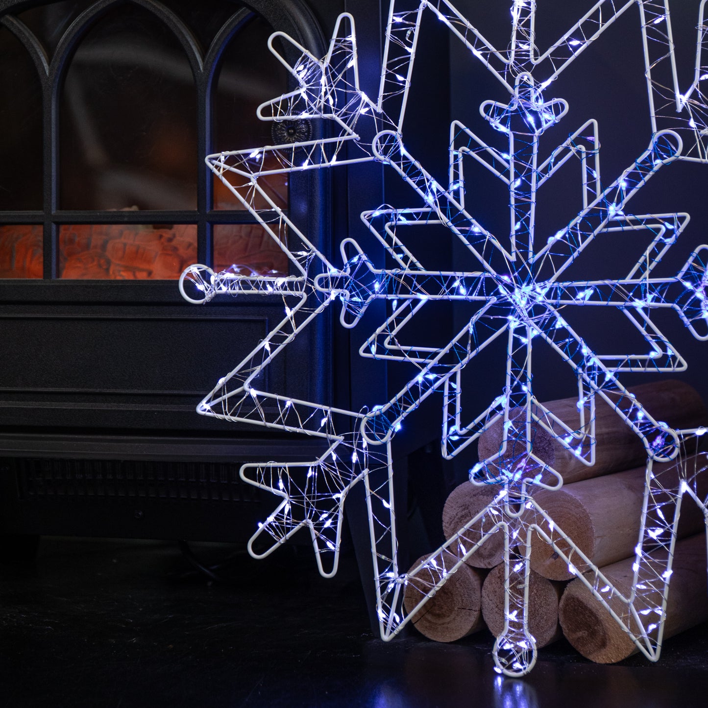 52cm Light up Christmas Snowflake Dewdrop Silhouette with Twinkling LEDs