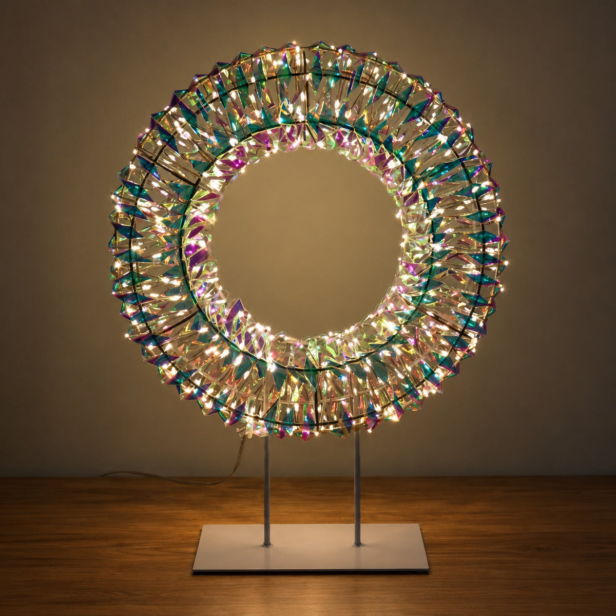 45cm Light up Iridescent Christmas Wreath with Base & Warm White LEDs