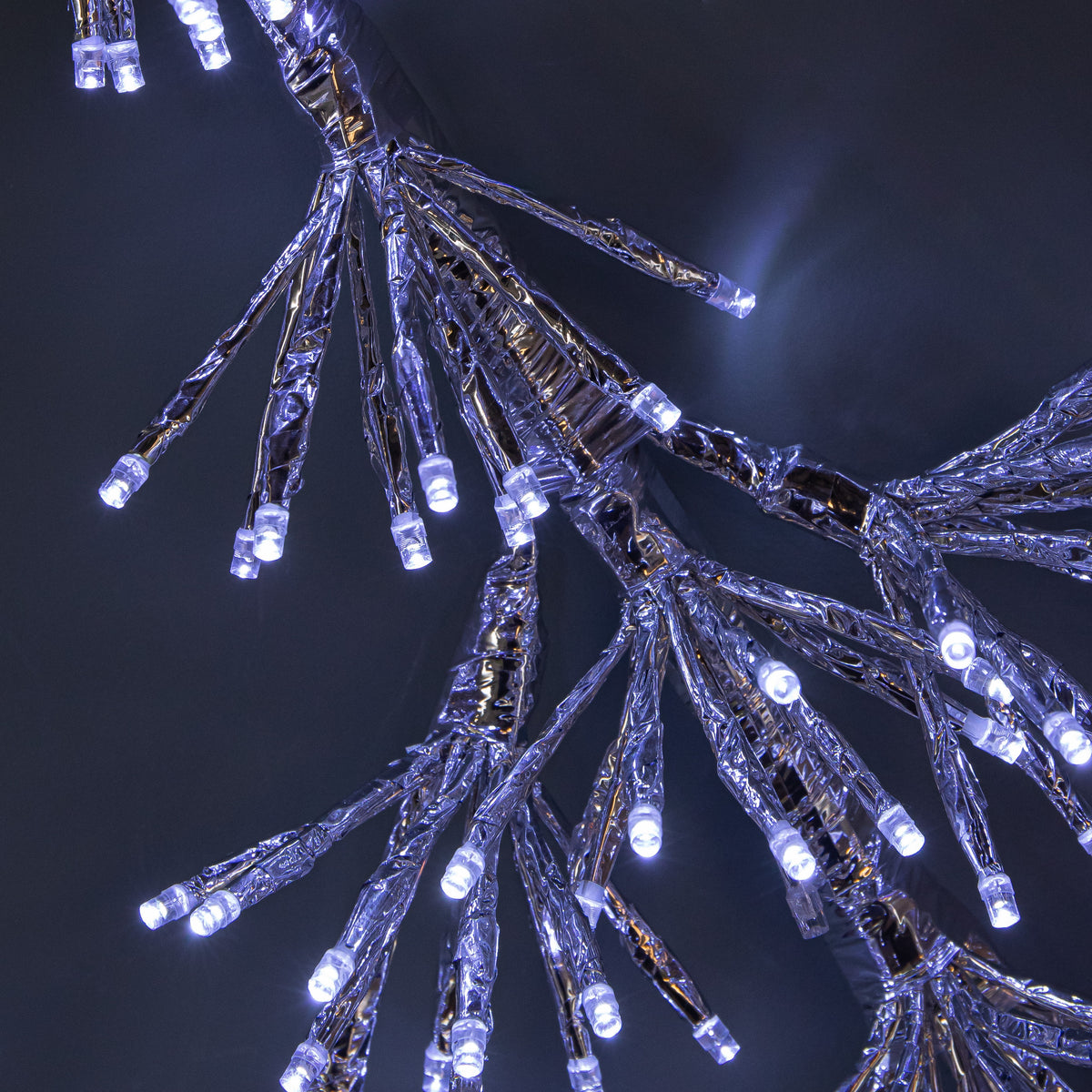 Premier 90cm Silver Starburst Snowflake Wall Window Decoration With 660 White LEDs
