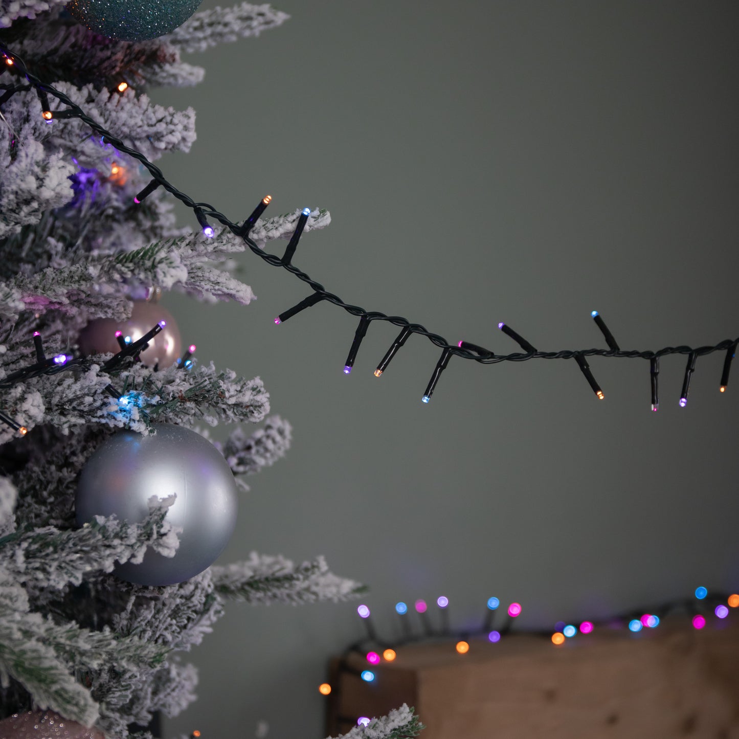 125m Treebrights Christmas Lights with 5000 LEDs in Rainbow with Timer