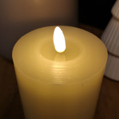 13cm Battery Operated Cream Melted Top Flickabright LED Candle