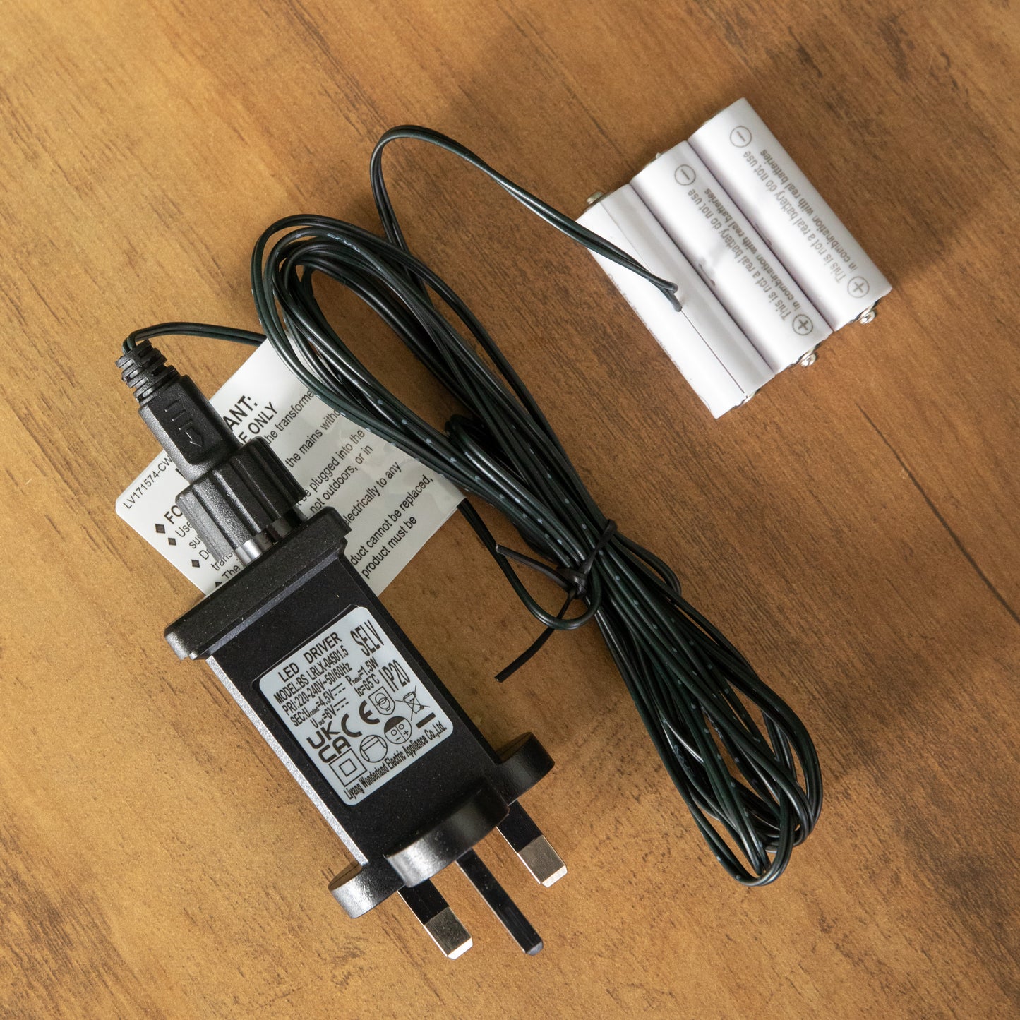 3 x AA Battery Replacement Plug in Power Adapter
