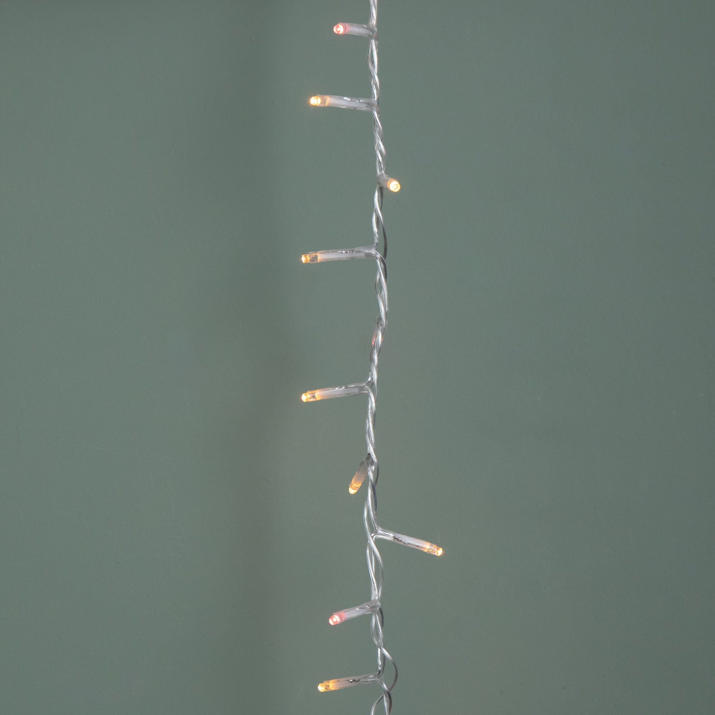 18.7m 750 LED TreeBrights Christmas String Lights with Timer in Vintage Gold and Red on Clear Cable