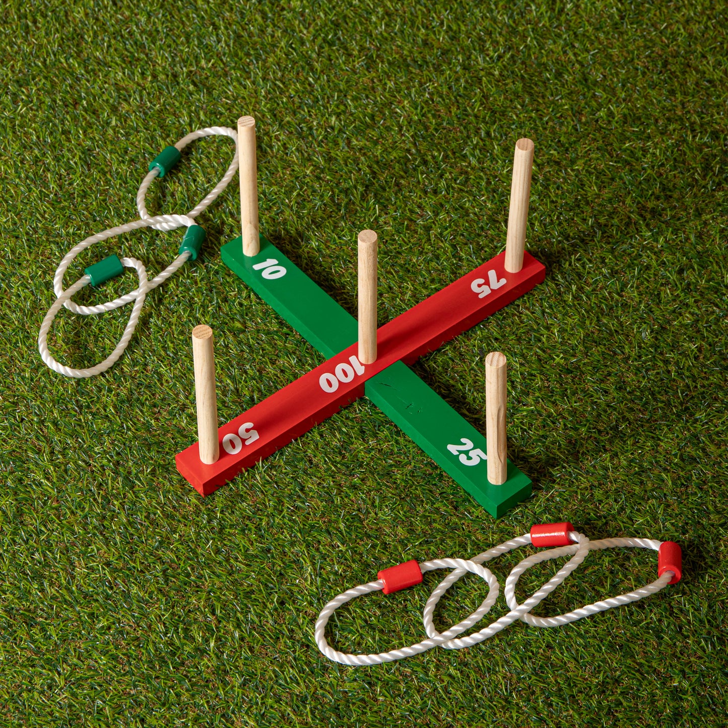 Traditional Outdoor Wooden Garden Quoits Game