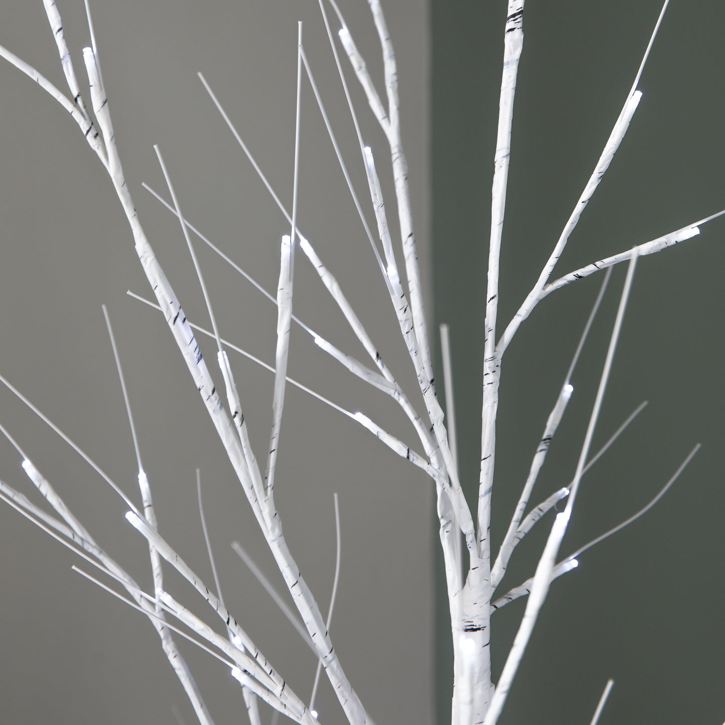 1.8m (6ft) Light up White Christmas Birch Tree with 80 Ice White LEDs
