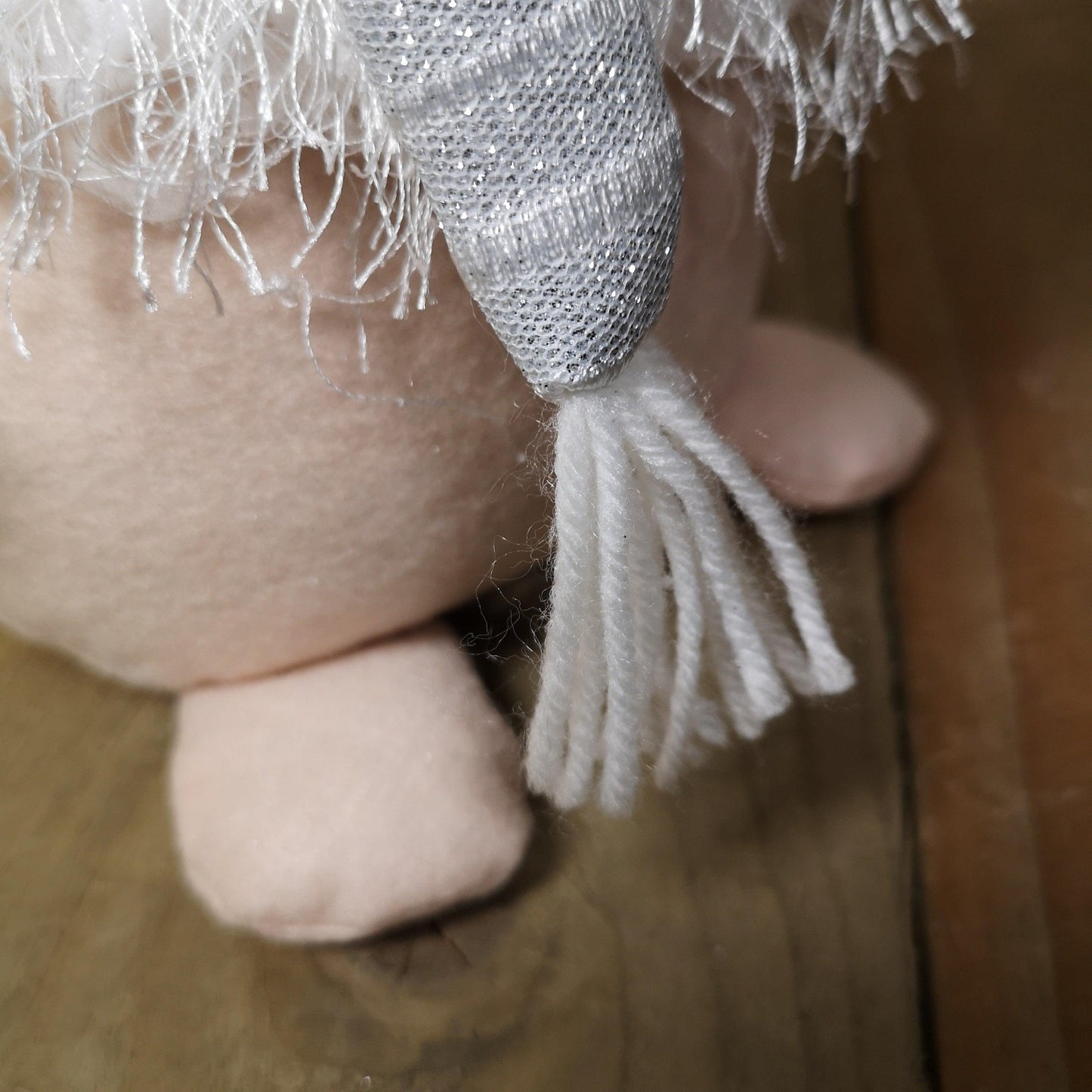 40cm Battery Operated Plush White Christmas Reindeer with LED Lit Antlers