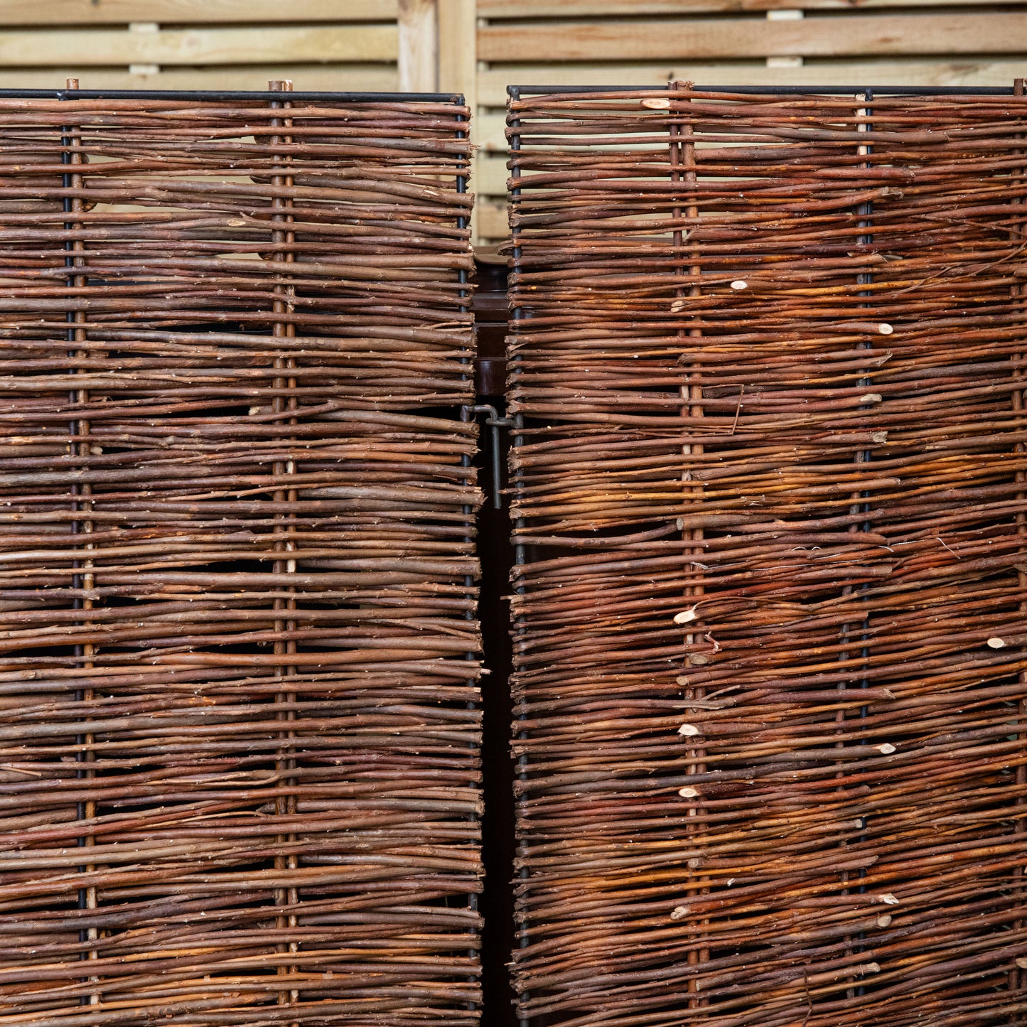 1.16m x 1.22m Double Garden Patio Willow Wheelie Bin Screen Hideaway
