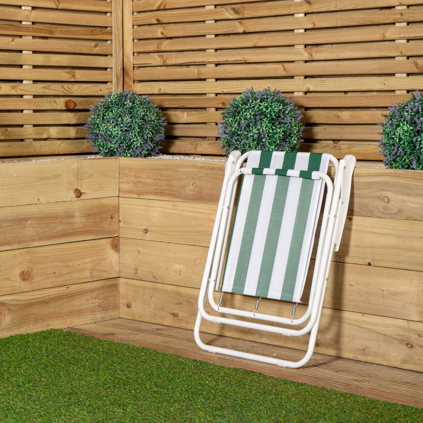 Folding Camping / Picnic Chair in Green and White Garden Patio