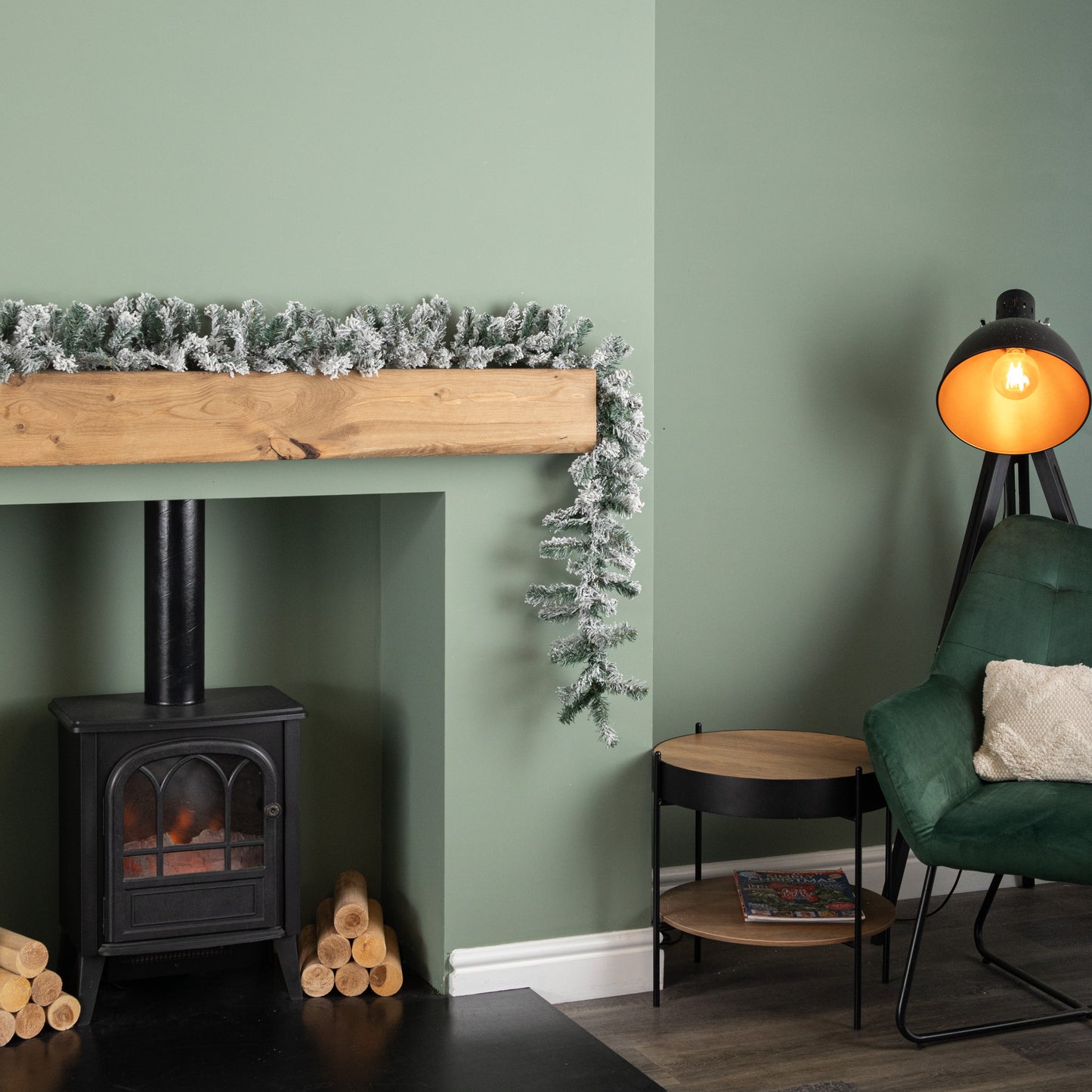 2.7m (9ft) Snow Flocked Woodcote Fir Christmas Garland