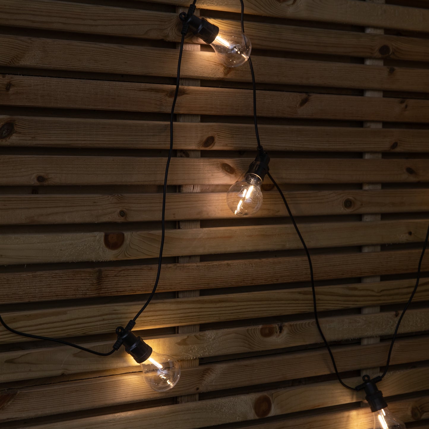 4.5m Set of 10 Connectable Festoon LED Bulb Lights in Warm White with Timer Function