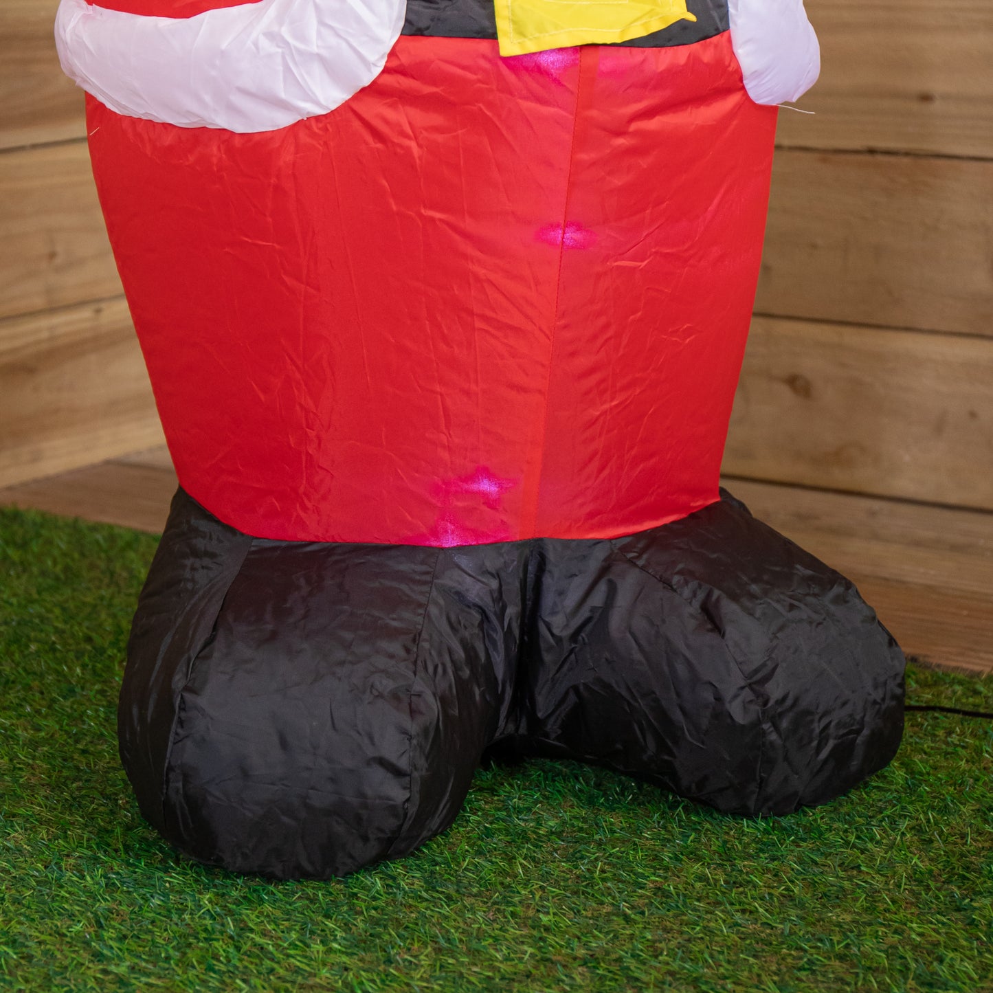 4ft (120cm) LED Outdoor Christmas Inflatable Santa Claus Indoor /Outdoor Decoration