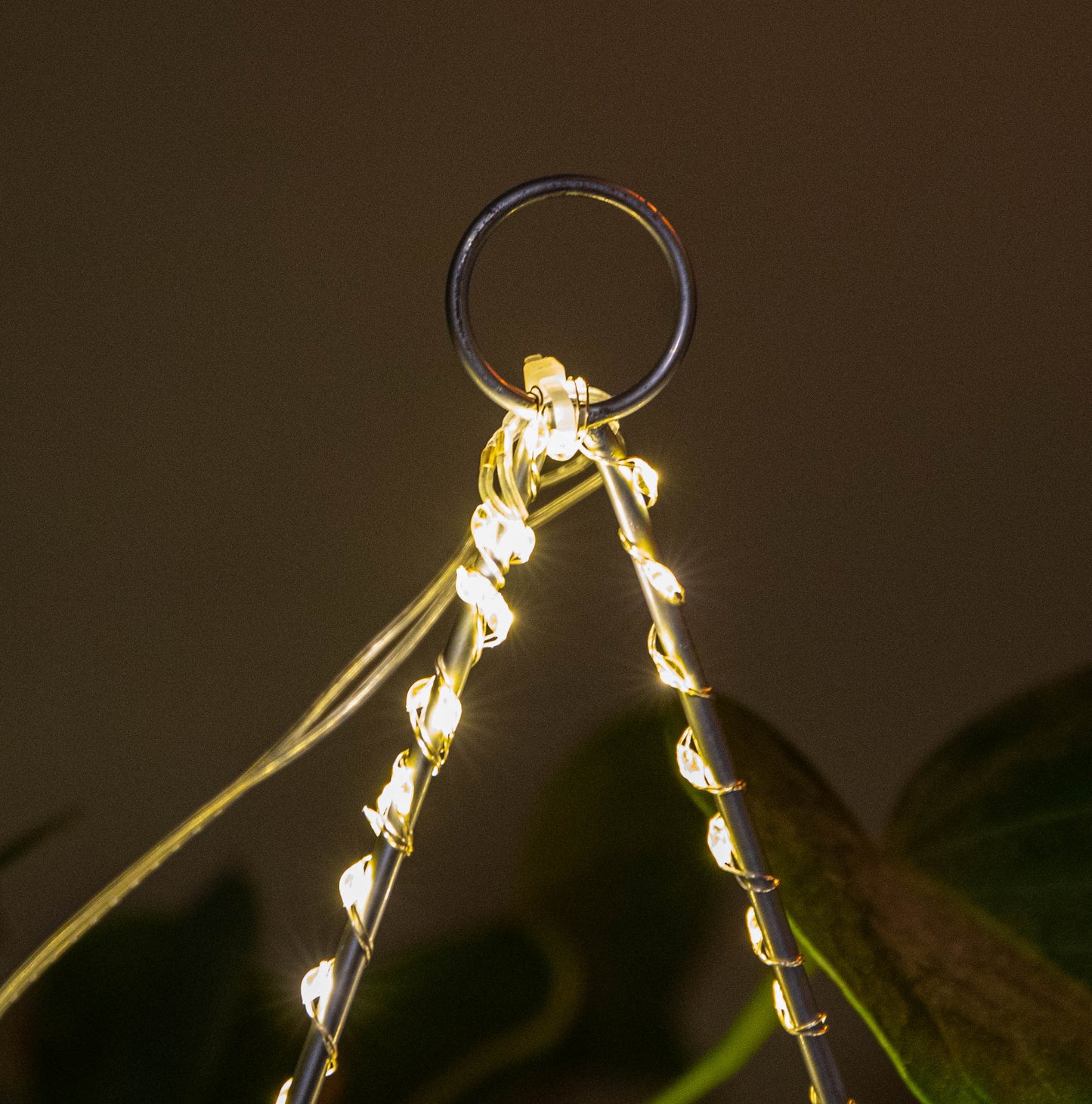 30cm Light up Dewdrop Christmas 2D Star with 120 Warm White LEDs & Timer Function