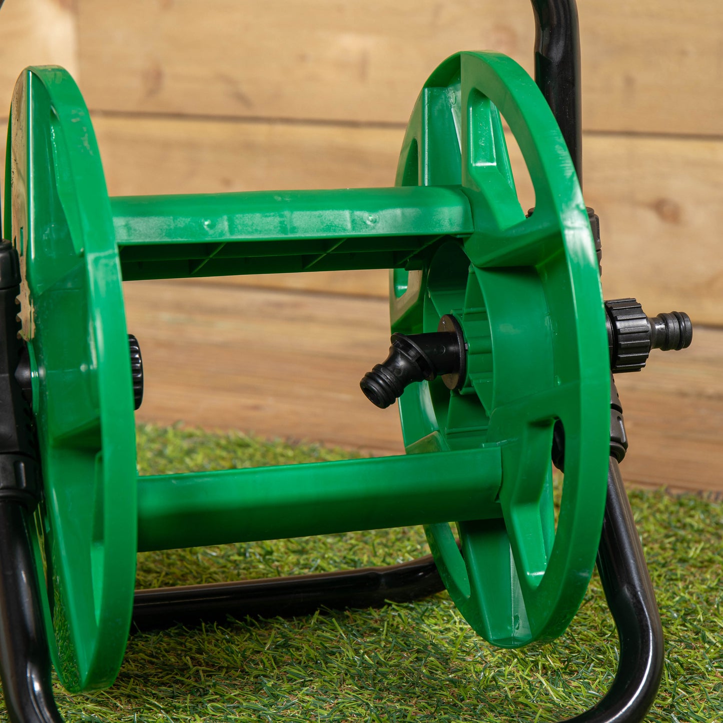 Portable Garden Hose Pipe Holder / Reel - Holds up to 30m Hose