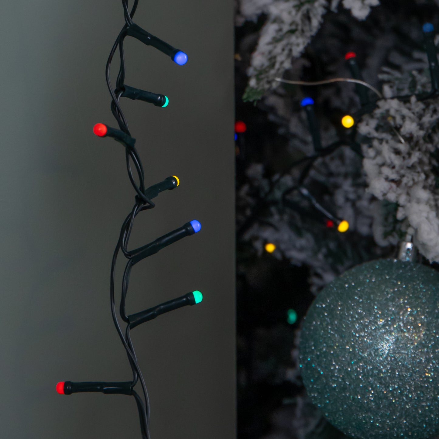 9m 360 LED Battery Operated Christmas BerryBrights String Lights in Multi-Coloured