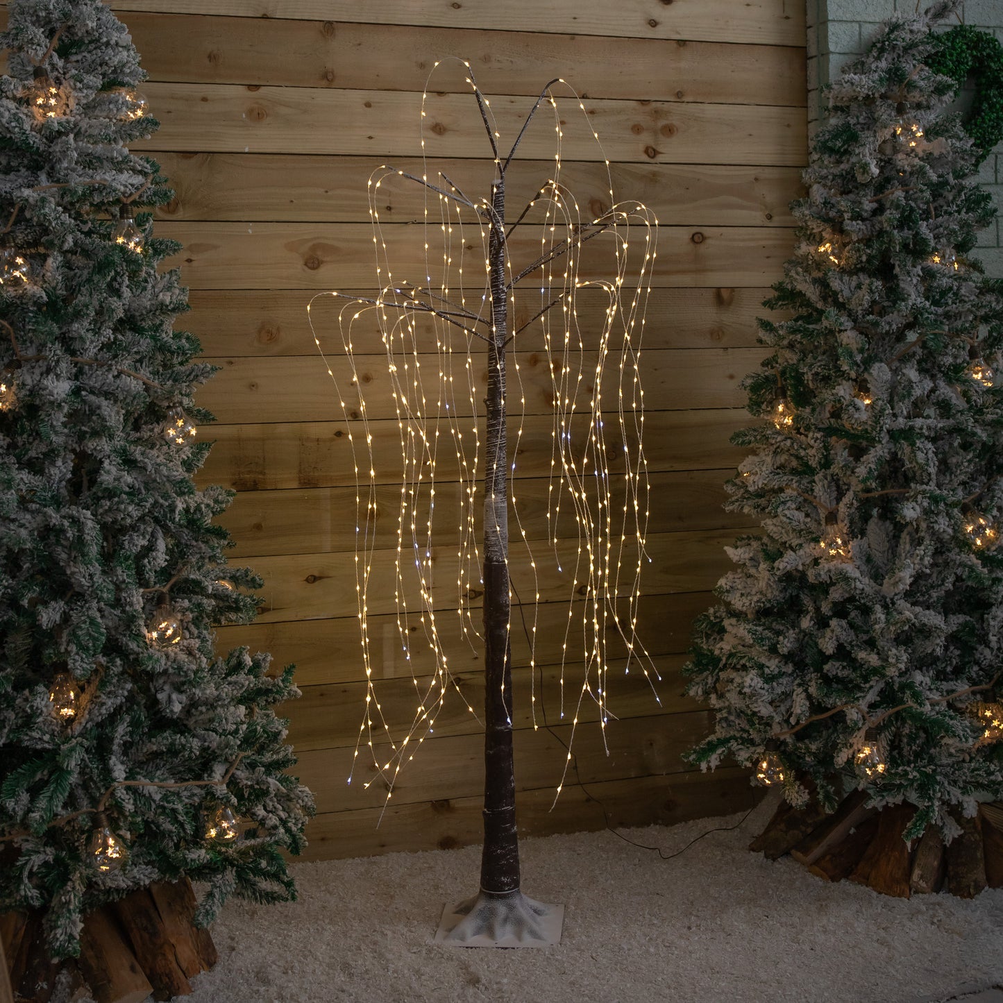 1.8m (6ft) Brown Flocked Willow Christmas Tree with 600 Warm White LEDs