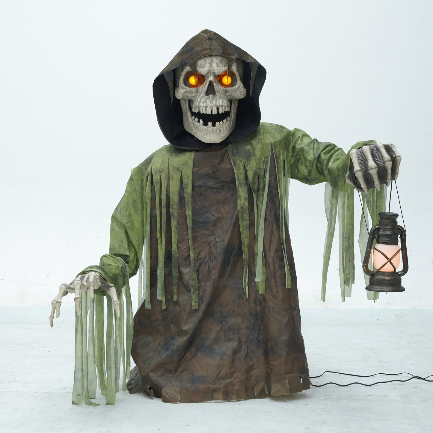 1.47m Tall Light up Corroded Rise Up Reaper Skeleton Halloween Animatronic Decoration
