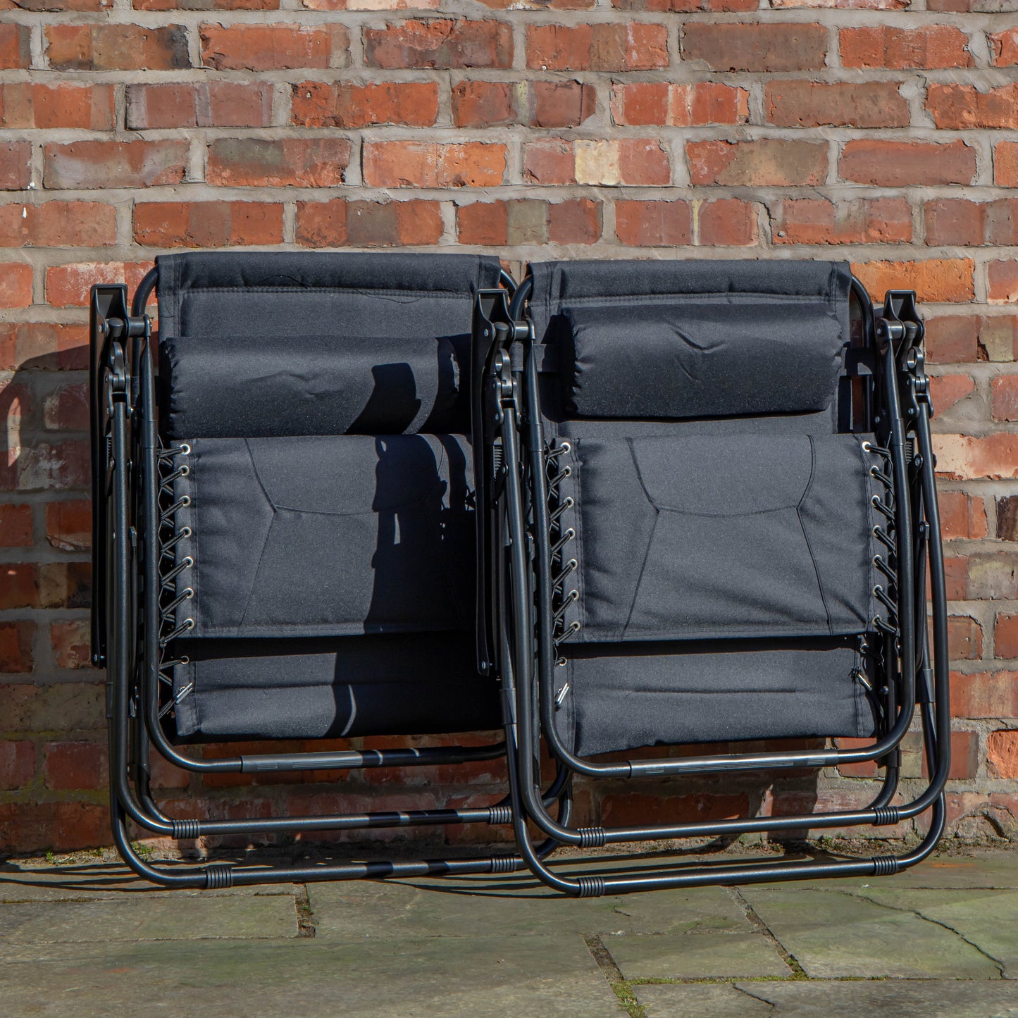 Set of 2 Luxury Padded Multi Position Zero Gravity Garden Relaxer Chair Lounger in All Black