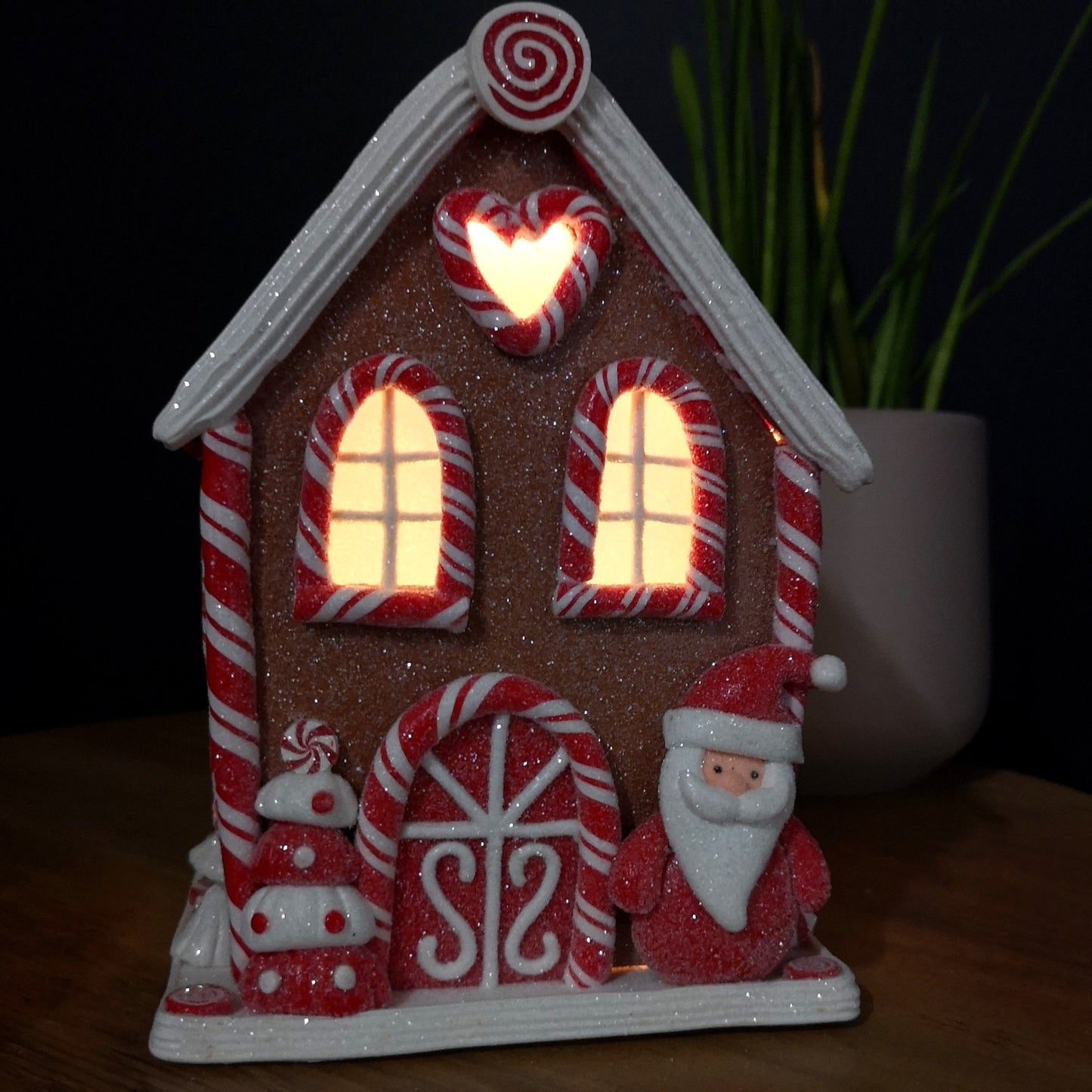 20cm Battery Operated LED Gingerbread Santa Candy Cabin Christmas Decoration