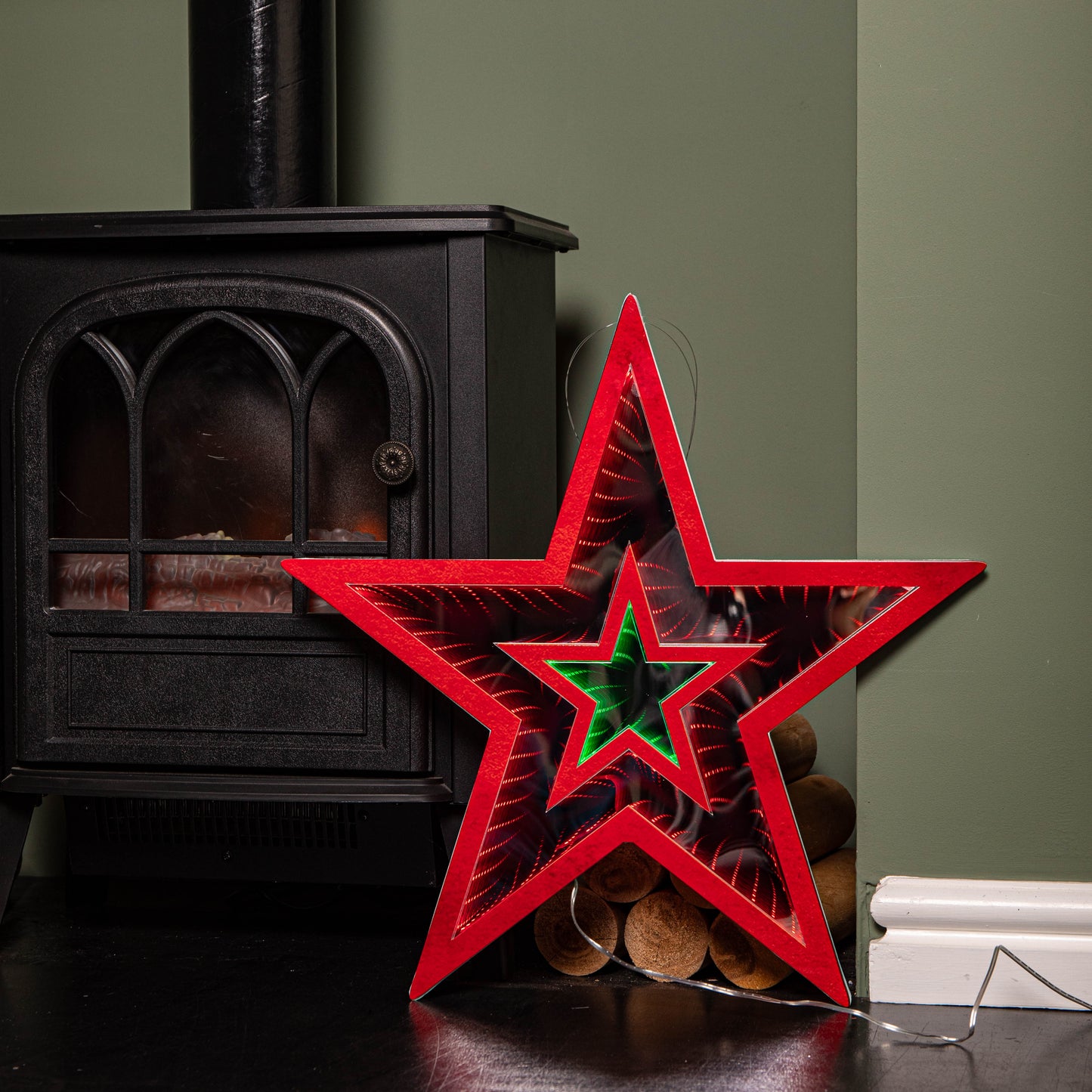 47cm Light up Star Infinity Christmas Decoration with Red and Green LEDs