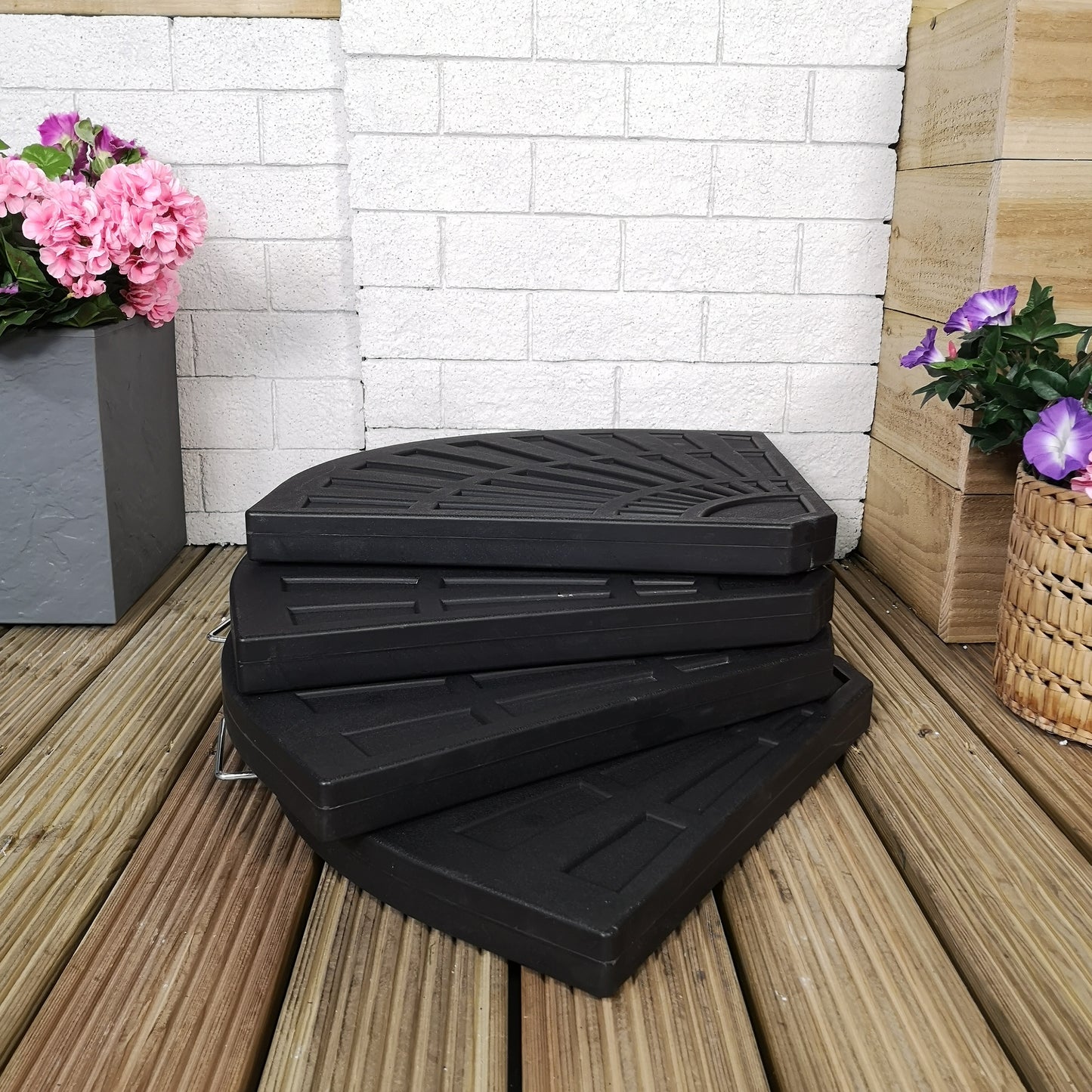 4 Piece 14kg Black Hanging Banana Cantilever Garden Parasol Base Weights