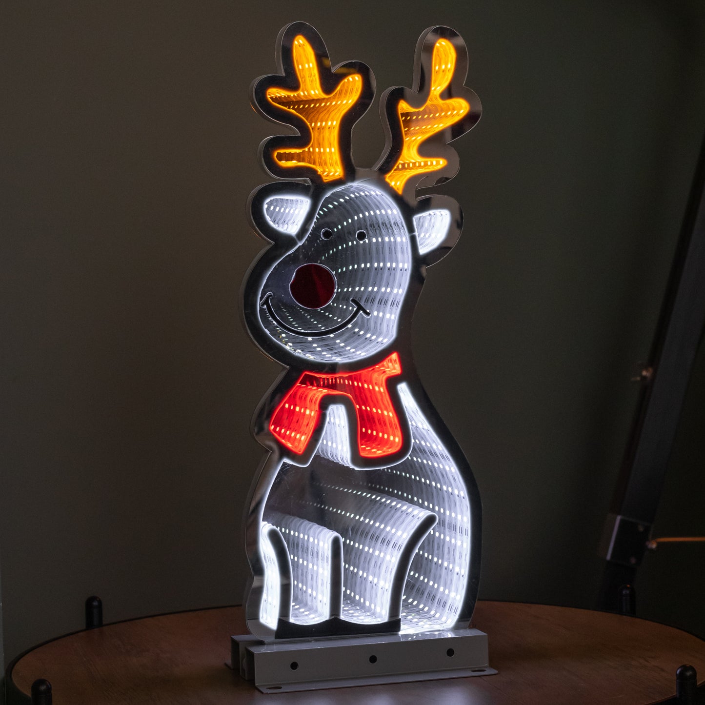 40cm Light up Christmas Reindeer Infinity Mirror Decoration on Metal Base with LEDs