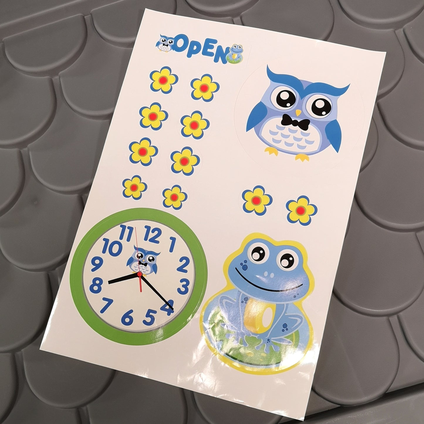 1.15m Kids Indoor Outdoor Plastic Wendy House Galilee Village Playhouse