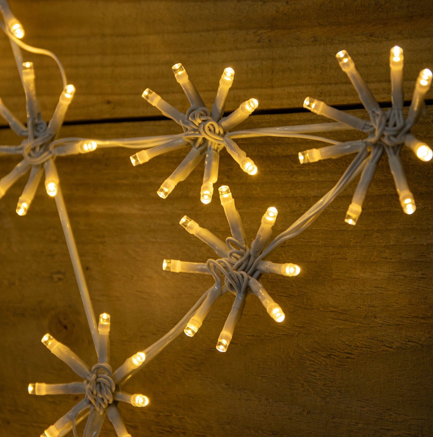 50cm Light up White Hanging Christmas Sparkle Star with 160 Warm White LEDs