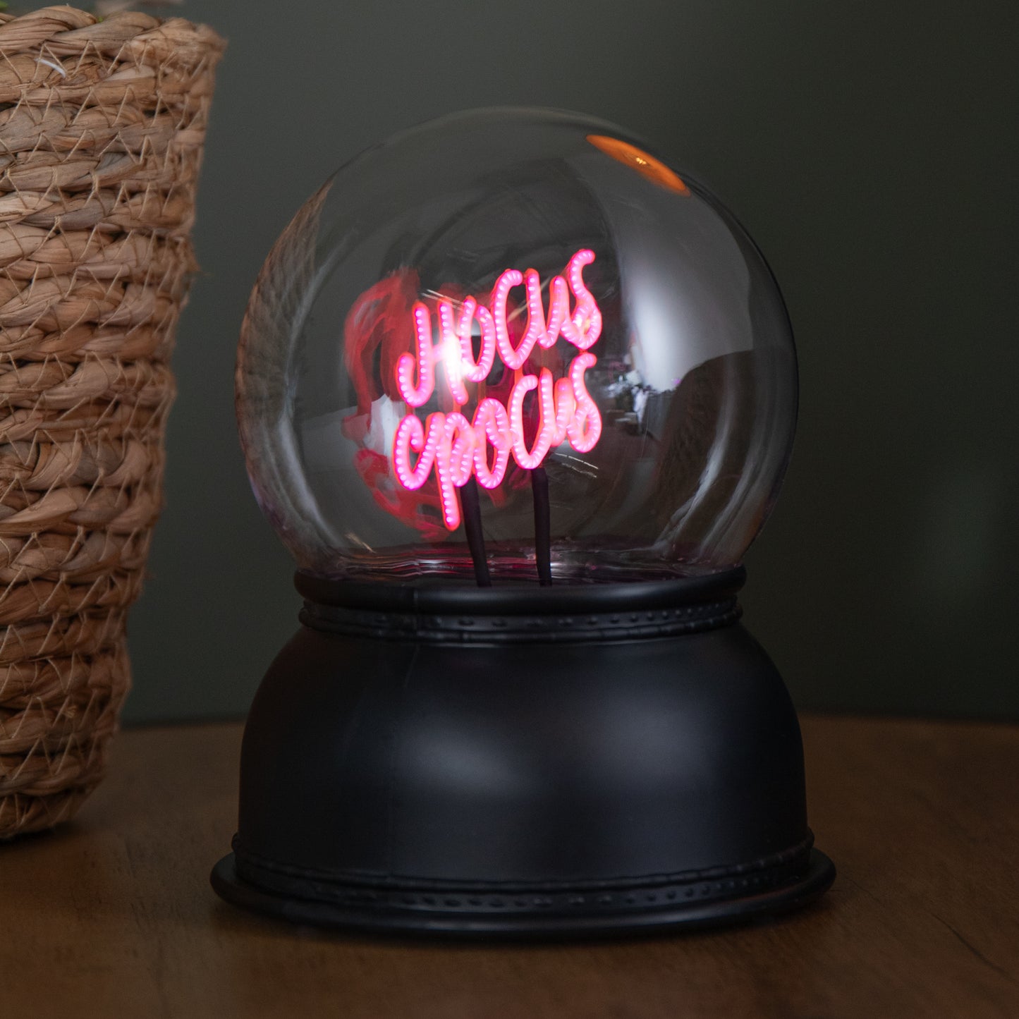 14cm Battery Operated Light up Hocus Pocus Halloween Globe with LEDs