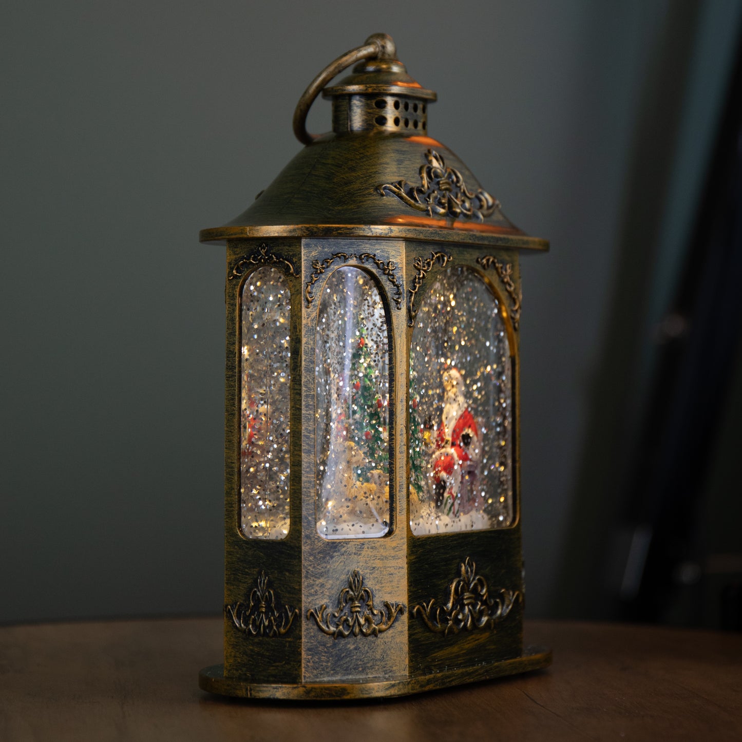 21cm Battery Operated Light up Santa and Christmas Tree Water Spinner with LEDs