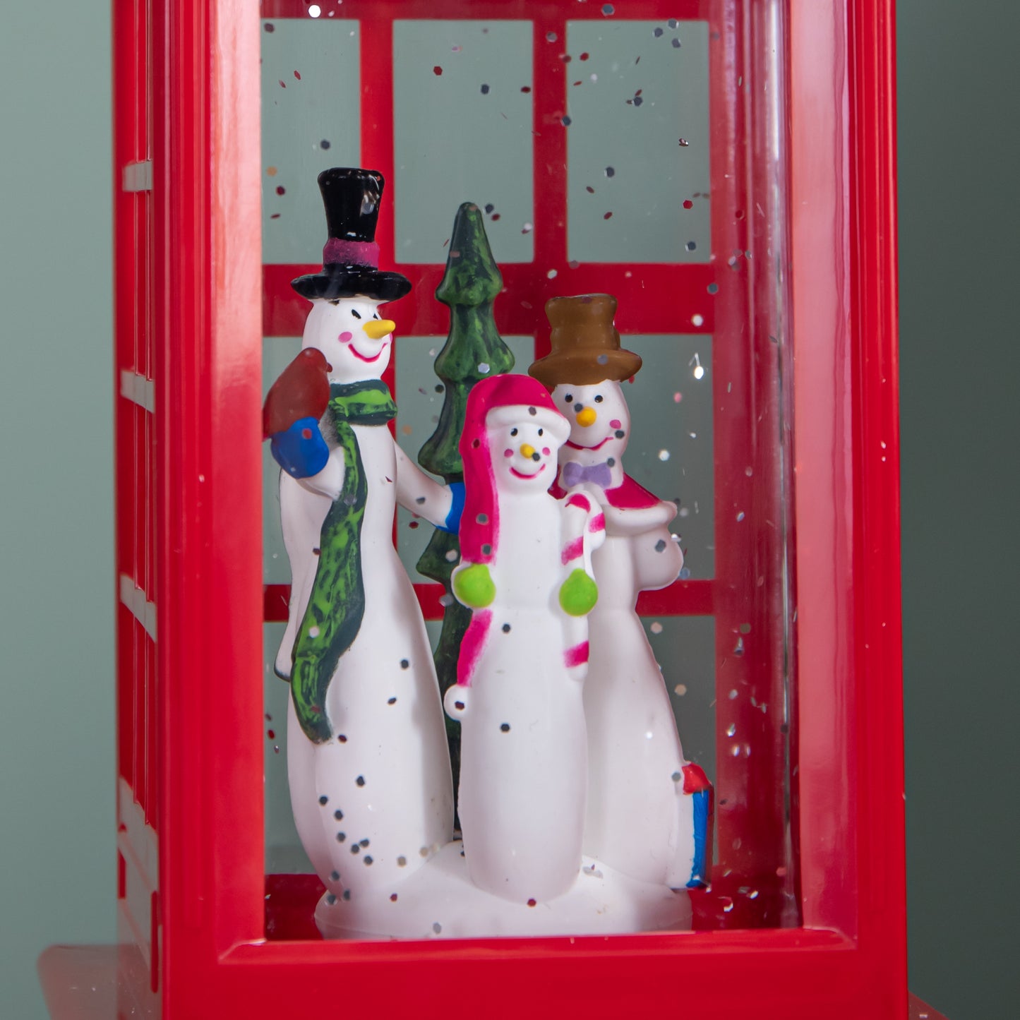 26cm Dual Powered Light up Red Telephone Box Christmas Water Spinner with Snowman Scene