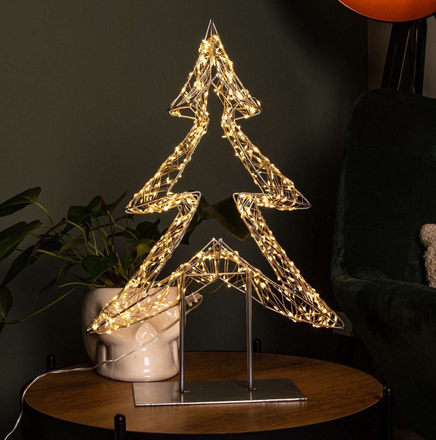 47cm Light up Dewdrop Christmas Tree on Metal Stand with 720 Warm White LEDs