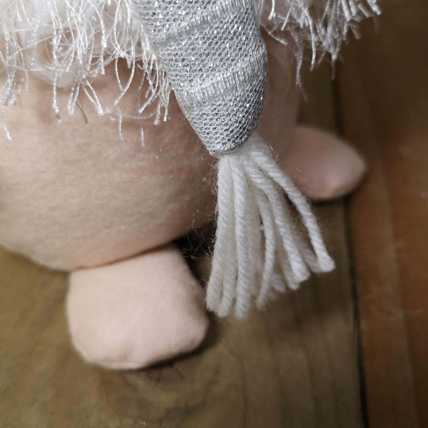 40cm Battery Operated Plush White Christmas Reindeer with LED Lit Antlers