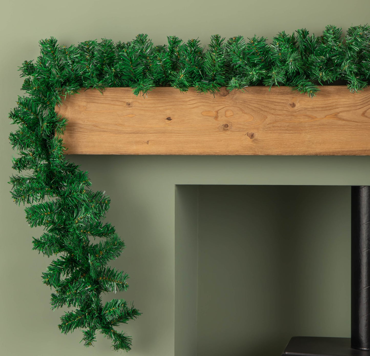 2.7m Plain Green Christmas Garland with 260 Tips