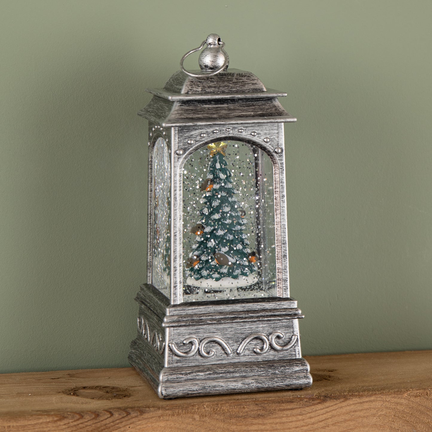 21cm Dual Powered Light up Silver Water Spinner with Robins on Christmas Tree & White LEDs