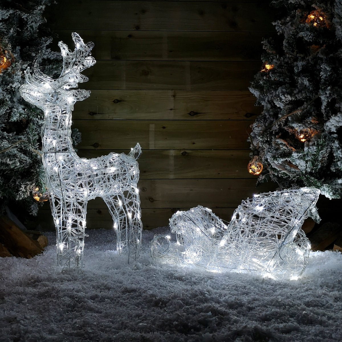 70cm Soft Acrylic Flashing LED Reindeer and Sleigh Christmas Decoration with Timer in Cool White