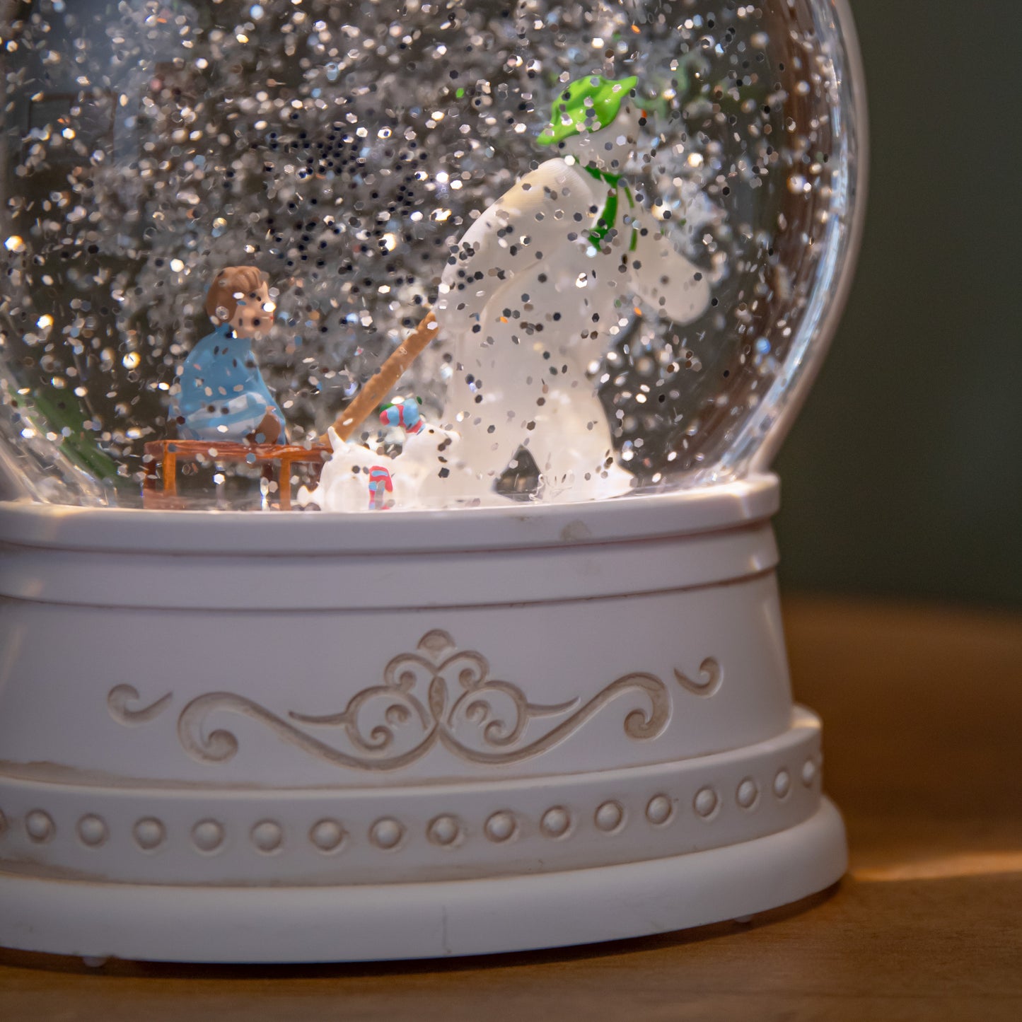 25cm Battery Operated Light up The Snowman and Snowdog Christmas Water Spinner with LEDs