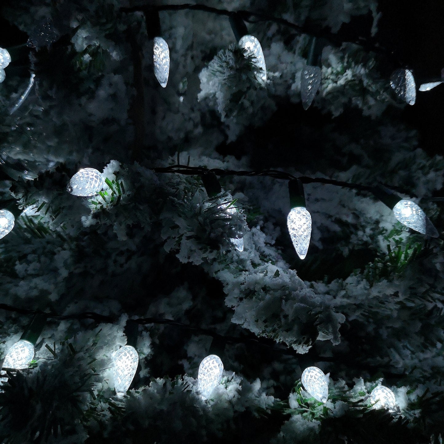 7.5m 150 LED Multi-action Pine Cone Christmas Lights in White