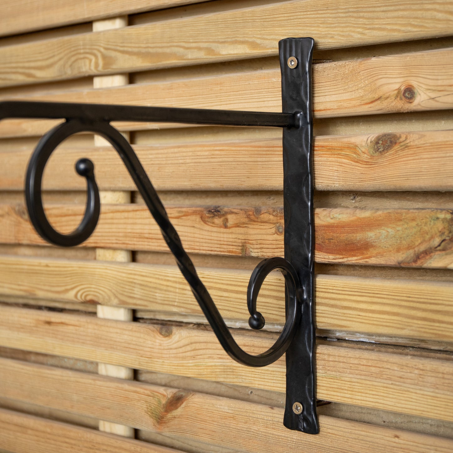 Tom Chambers Heavy Duty Handcrafted Metal 35cm Black Twisted Wall Bracket Hook For Garden Patio Hanging Basket Planter Bird Feeder