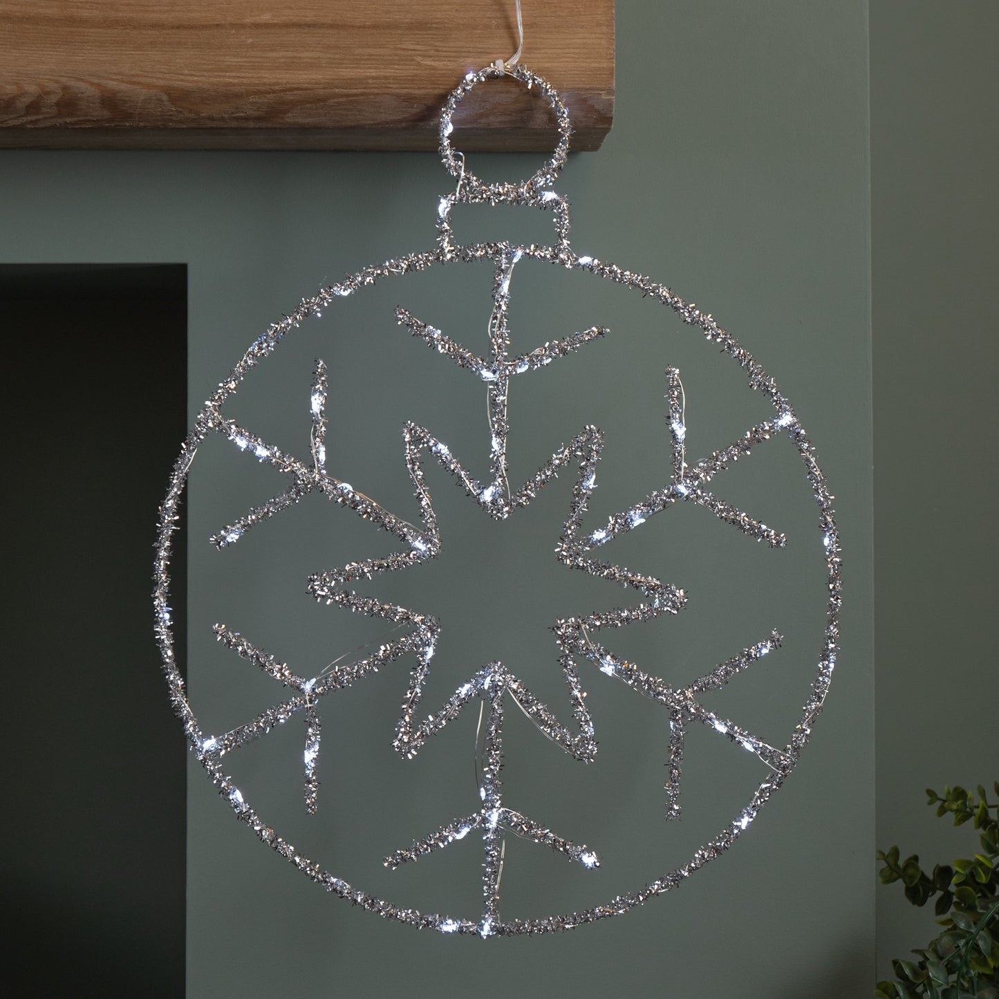 49cm Battery Powered Light up Silver Christmas Snowflake Ball with Twinkling LEDs