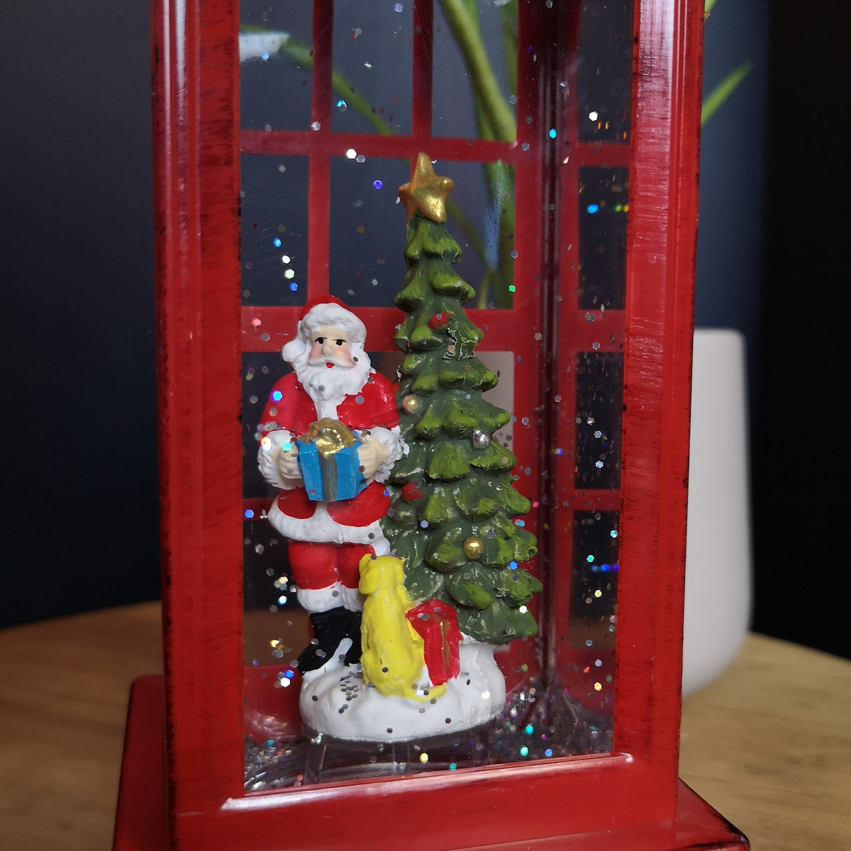 26cm Battery Operated Light up SnowSwirl Santa Speaking! Christmas Decoration with LEDs